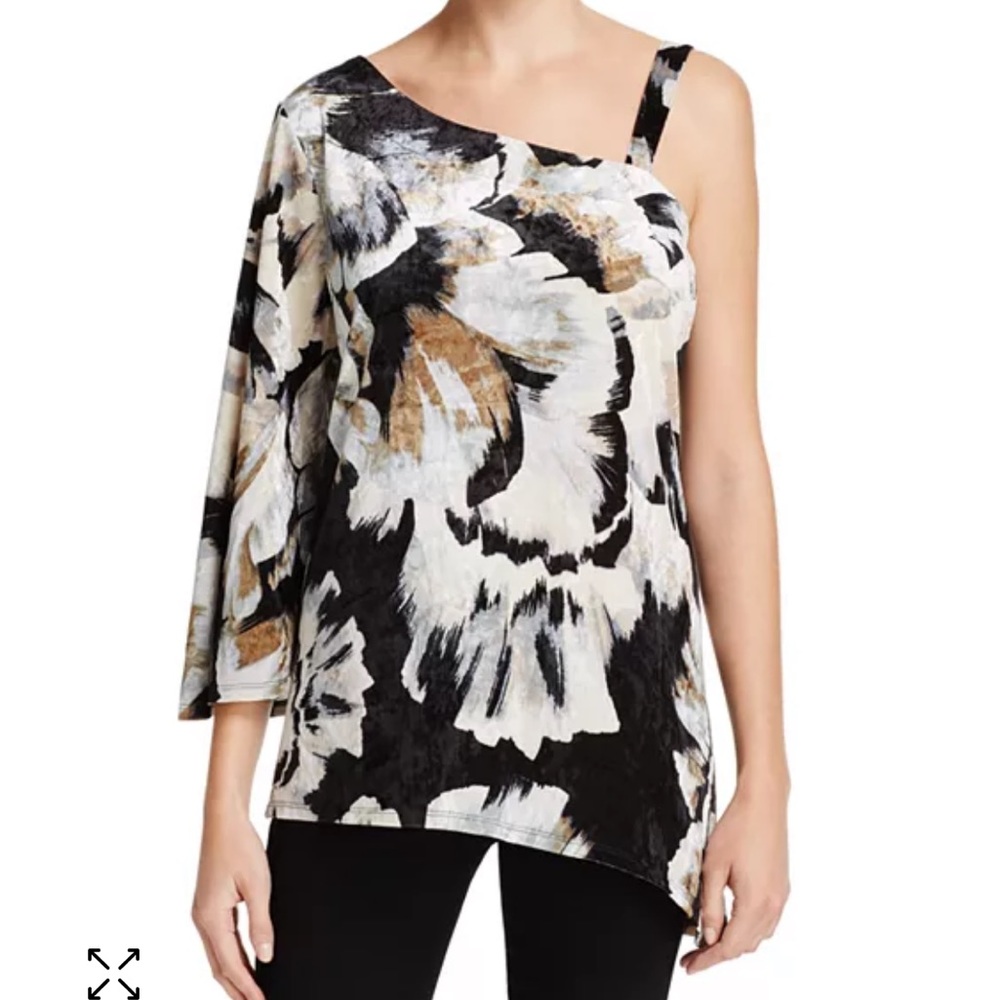 Status by Chenault Asymmetric Floral Print Crushed Velvet Top XS
